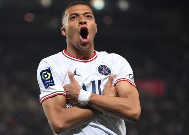 央视举办民间足球争霸赛：苏超、赣超、蒙超冠军等8队参赛