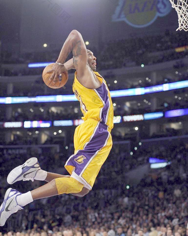 篮球火箭球员社媒晒出训练照（火箭队球员社交平台晒训练照）