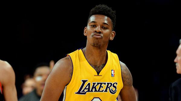 英超前瞻：布伦特福德主场强势，伯恩利客场表现不佳防守糟糕（英超前瞻：布伦特福德坐镇主场占优，伯恩利客场低迷防守成隐患）