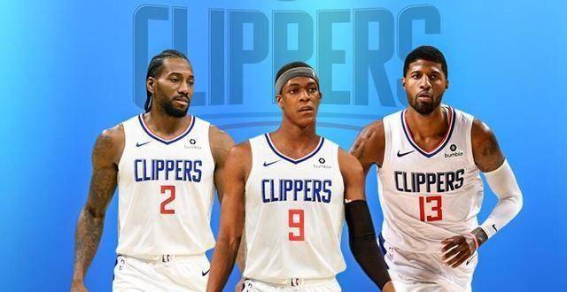 FC26坚不可摧：萨拉赫领衔，萨卡、莫德里奇、卡马文加在列（FC26无懈可击：萨拉赫挂帅，萨卡、莫德里奇、卡马文加同入选）