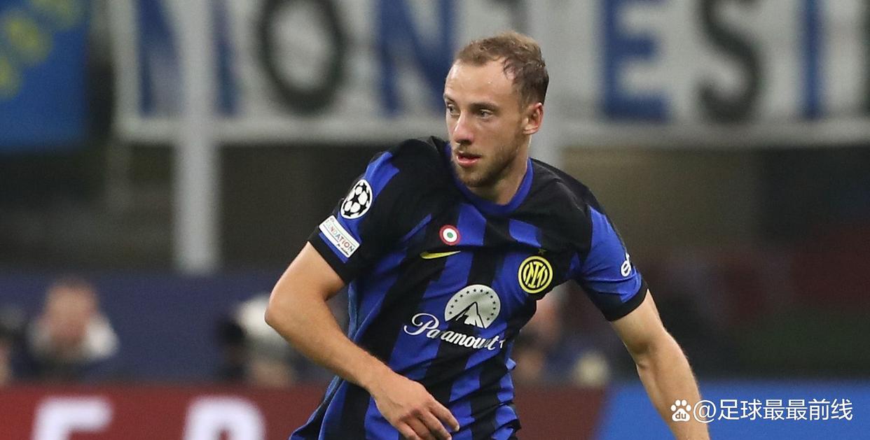 莱万：职业生涯已接近尾声，我想在体育和情感方面享受当下