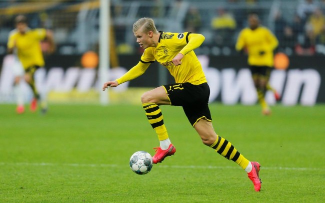 继沧州、广州解散后，中超又现大雷！欠税上亿，这3支球队存亡一线（沧州、广州解散余波未平，中超再起风暴：上亿税款未缴，三队命悬一线）