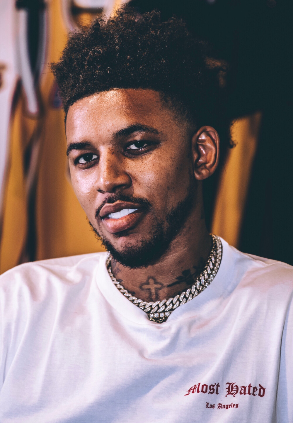 吉拉西下场时不开心？科瓦奇：如果他很开心被换下，反而不好（吉拉西被换下显不悦？科瓦奇：球员若乐意下场才更糟）