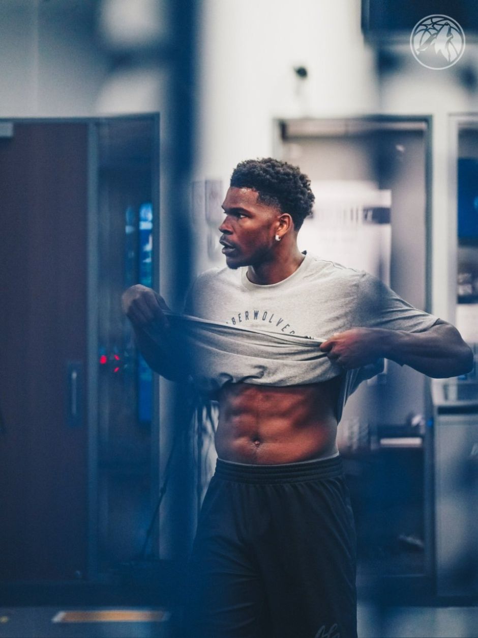 CBA球队战术变化及分析（CBA球队战术演进与解析）