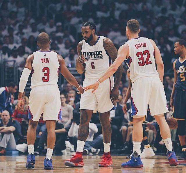 佳夫：我曾与塞内加尔以及芬兰接触，两年后重返德国队很开心（佳夫称曾与塞内加尔、芬兰接触：时隔两年重返德国队倍感欣喜）