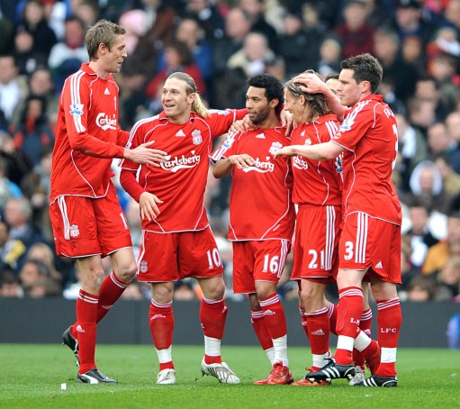 篮球火箭头号得分手连续两场低迷（火箭头号得分手连续两战状态低迷）