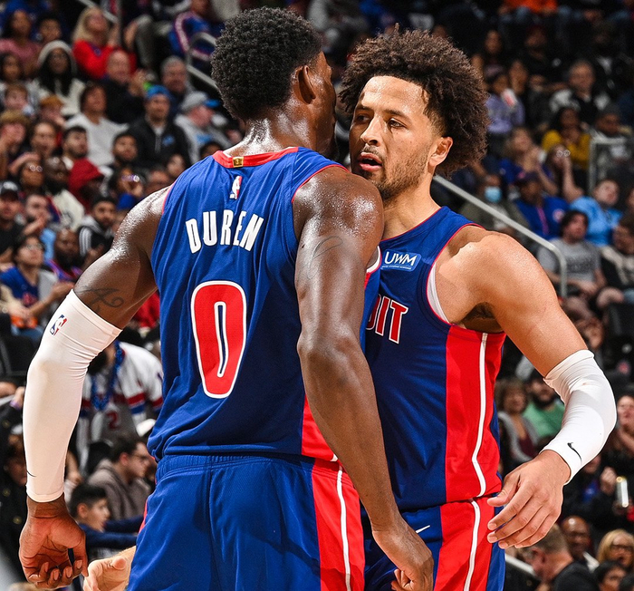 米体：弗拉霍维奇和加蒂今天分别在伦敦和里昂接受手术（米体：弗拉霍维奇与加蒂今日分别在伦敦、里昂完成手术）